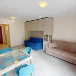 Apartment Climatise Au Calme, Proche Et Commerces - Fr-1-196-341