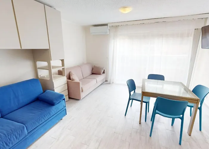 Climatise Au Calme, Proche Et Commerces - Fr-1-196-341 Appartement Menton